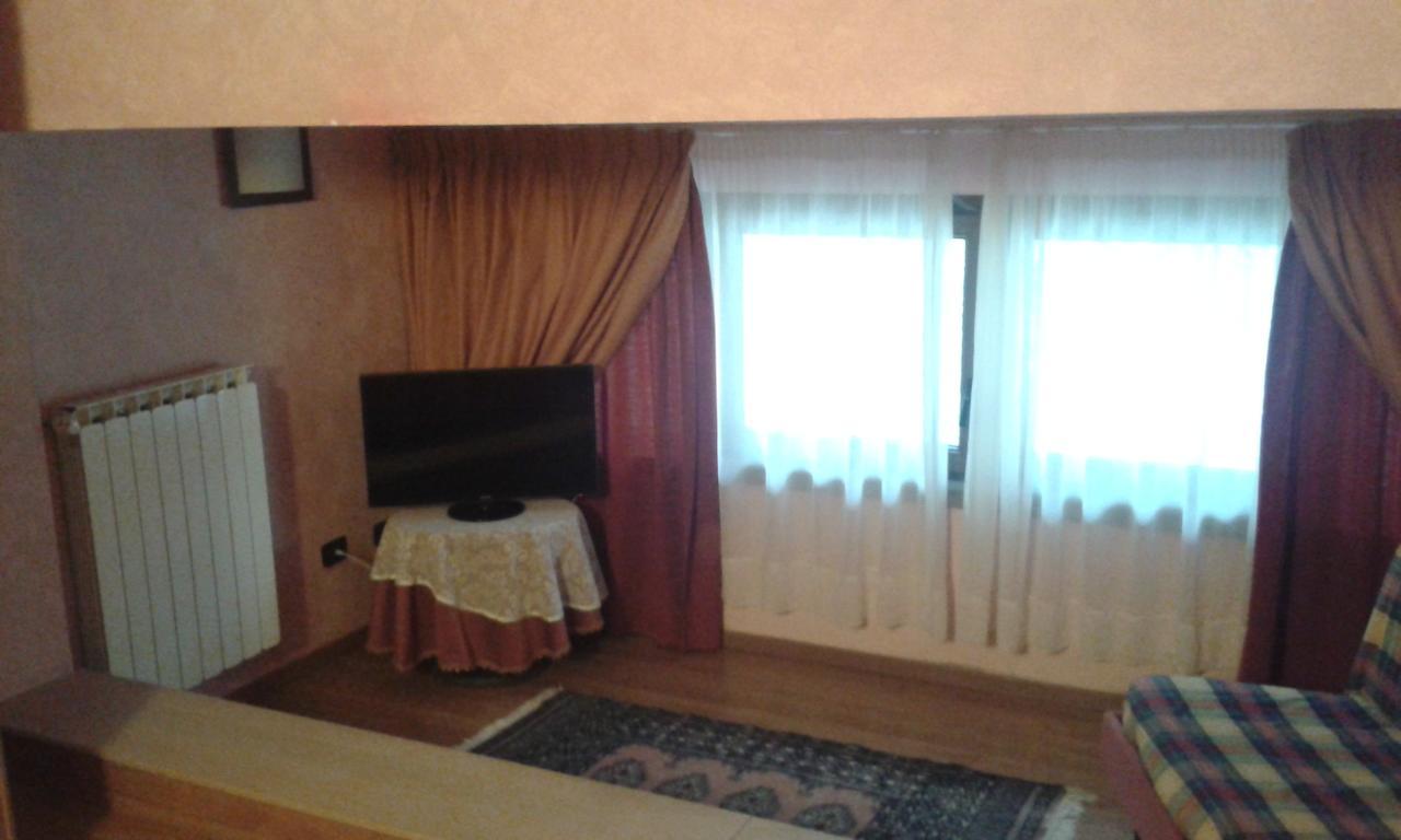 Hotel Cristallo Черрето-Лаги Экстерьер фото