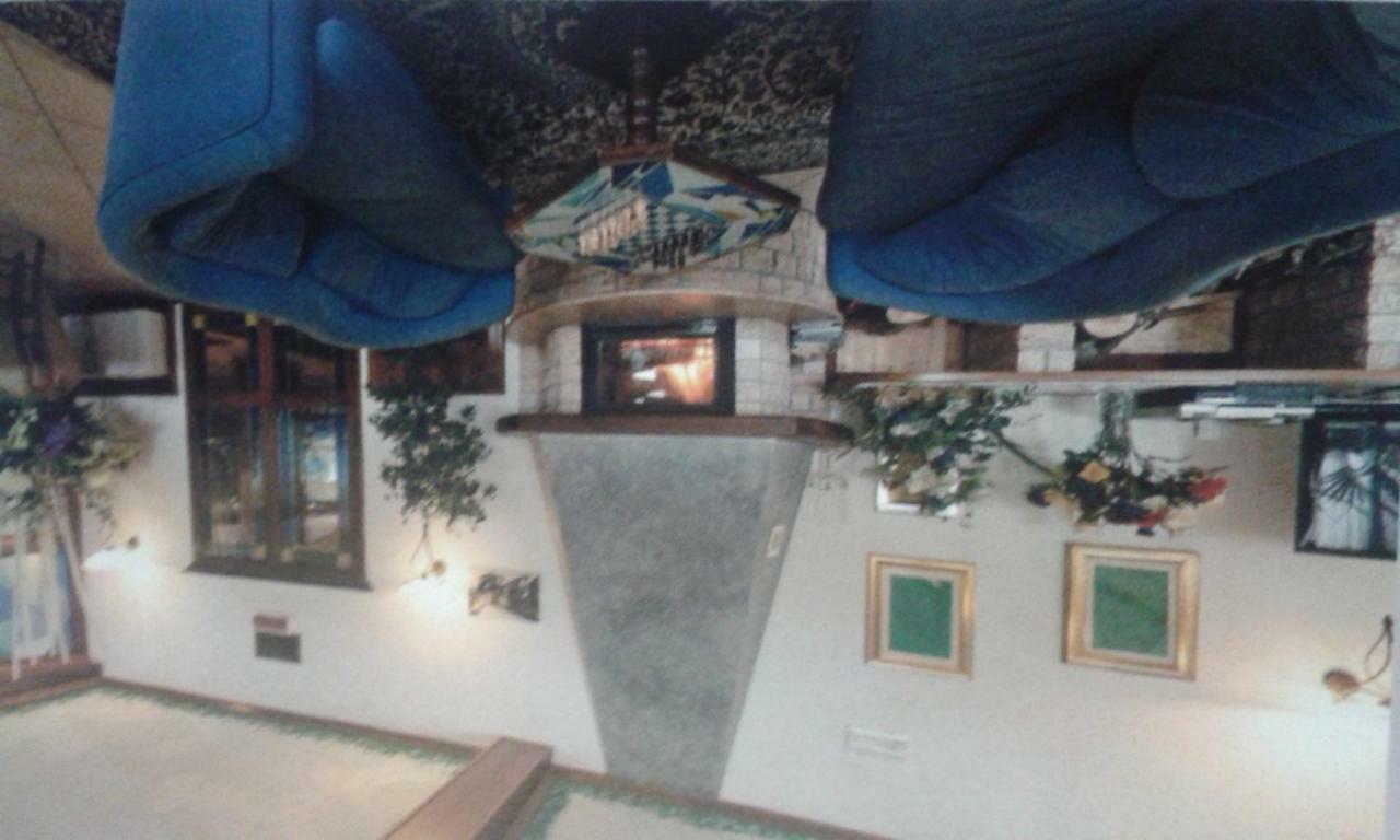 Hotel Cristallo Черрето-Лаги Экстерьер фото